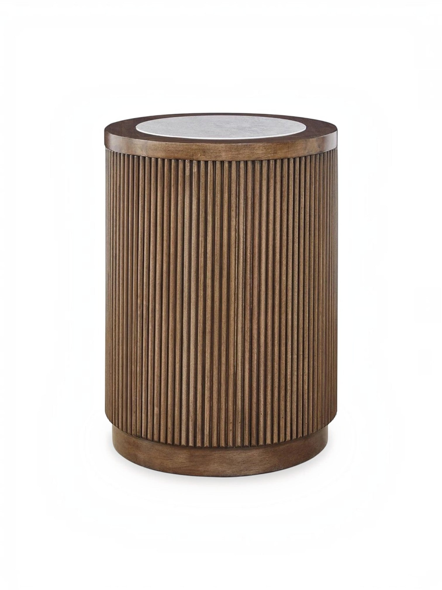 Table d'appoint ronde Hadona par TOCO Meubles en bois cannelé brun avec un plateau supérieur en pierre claire