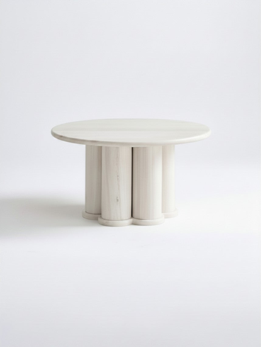 Table d'appoint Harmonie TOCO Meubles ronde en bois clair avec une base architecturale composée de colonnes