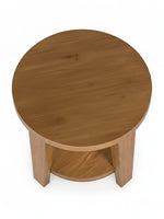 Table d'appoint ronde Tila par TOCO Meubles en bois brun clair avec tablette inférieure vue de dessus