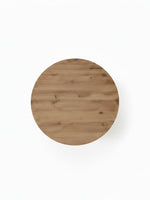Table d'appoint ronde en bois clair TOCO Meubles avec veinage naturel visible vue de dessus