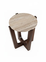 Table d'appoint ronde Tanido par TOCO Meubles avec plateau en pierre beige et base en bois brun foncé