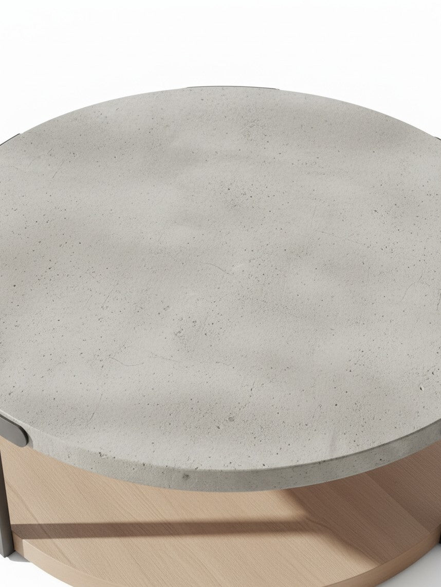 Plateau de table rond en béton gris texturé avec base en bois clair, design moderne par TOCO Meubles