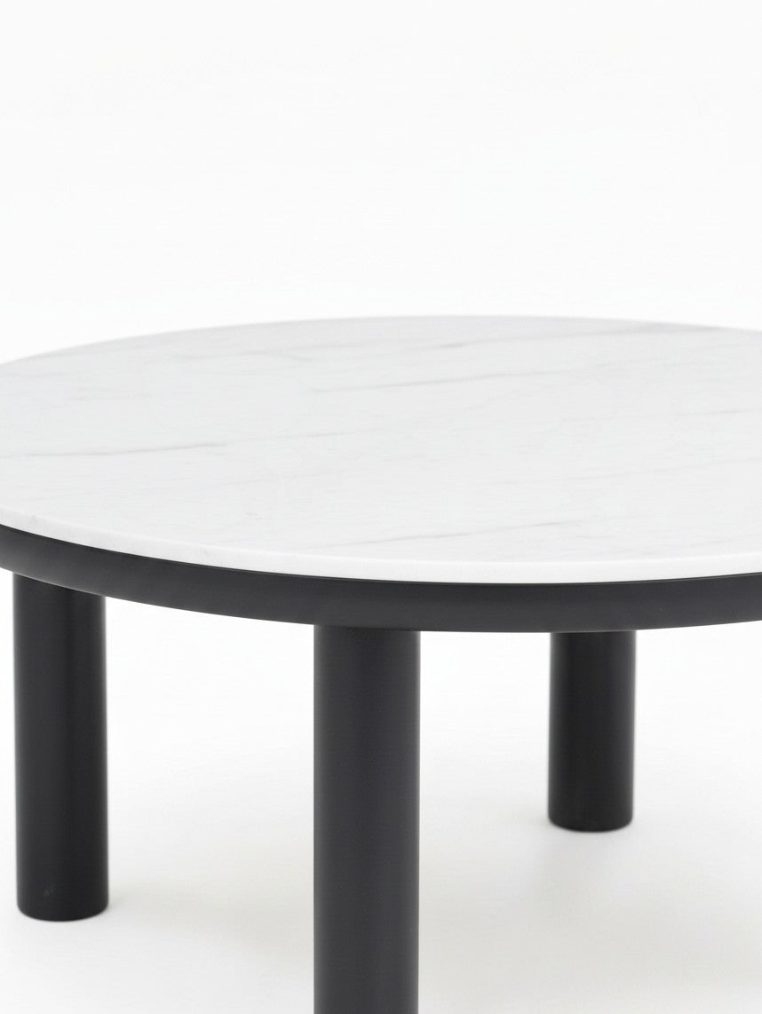 Ensemble de tables Andru TOCO Meubles avec plateau rond effet marbre blanc et pieds cylindriques noirs