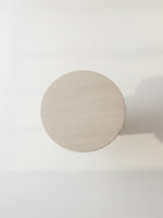 Table de salle à manger ronde TOCO Meubles Sofia avec plateau effet travertin beige et design moderne