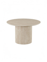 Table de salle à manger ronde Nathalia par TOCO Meubles avec plateau en pierre frittée ivoire et base cannelée