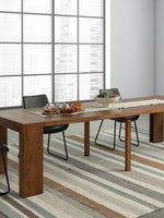 Table de salle à manger extensible TOCO Meubles en bois de noyer américain, design moderne, 4 chaises noires.