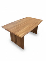 Table de salle à manger TOCO Meubles Fredo en bois d'acacia massif avec un design épuré et naturel