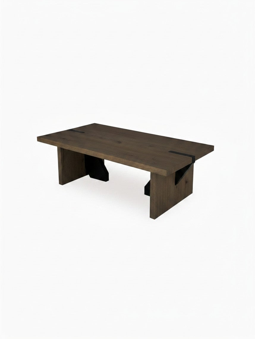 Table de salon Kandi par TOCO Meubles en bois massif brun avec des accents métalliques noirs