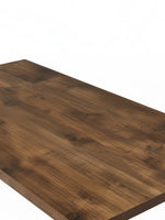 Plateau rectangulaire effet bois foncé de la table de salon Kellson par TOCO Meubles