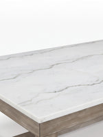 Table de salon rectangulaire TOCO Meubles avec plateau en marbre blanc veiné et base en bois brun