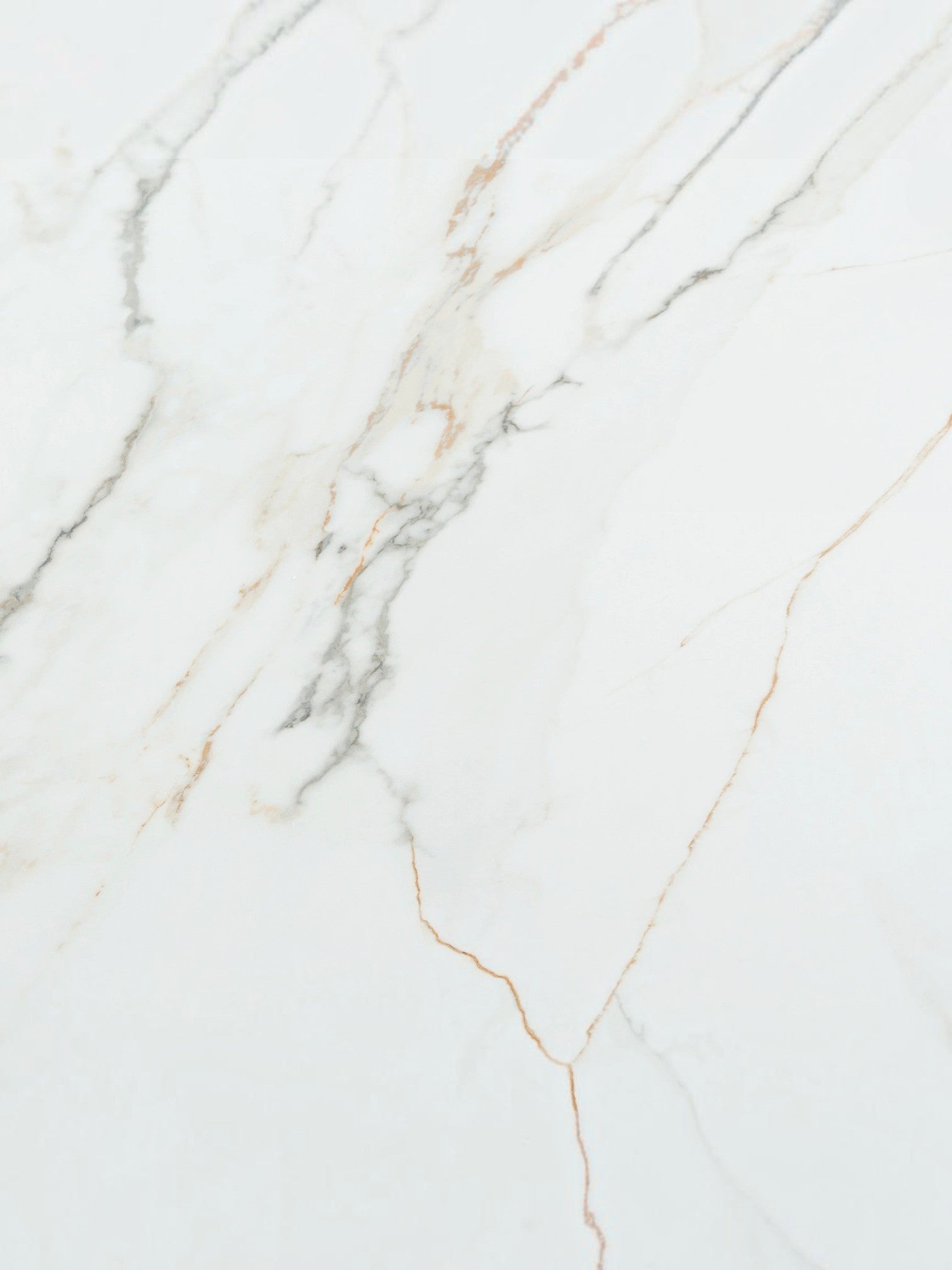 Table de salle à manger Sinastra TOCO Meubles plateau en céramique effet marbre blanc avec veines dorées et grises