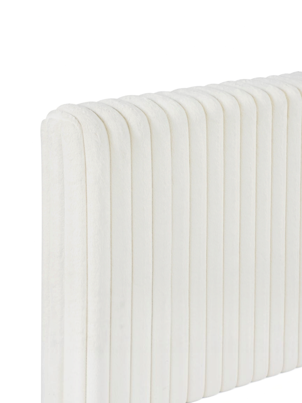 Tête de lit TOCO Meubles Céleste en fausse fourrure crème avec un capitonnage élégant en canaux verticaux