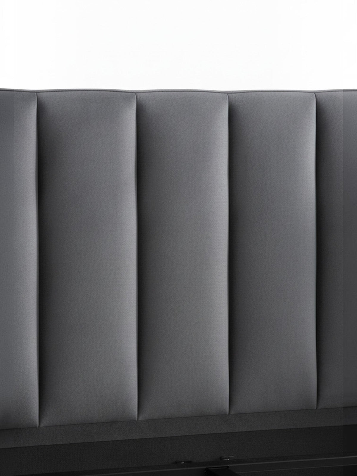 Tête de lit TOCO Meubles Juliette en velours gris avec capitonnage vertical contemporain