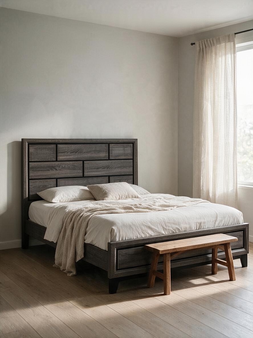 Très grand lit Elio de TOCO Meubles au fini gris avec grain de bois, design contemporain et lignes épurées.