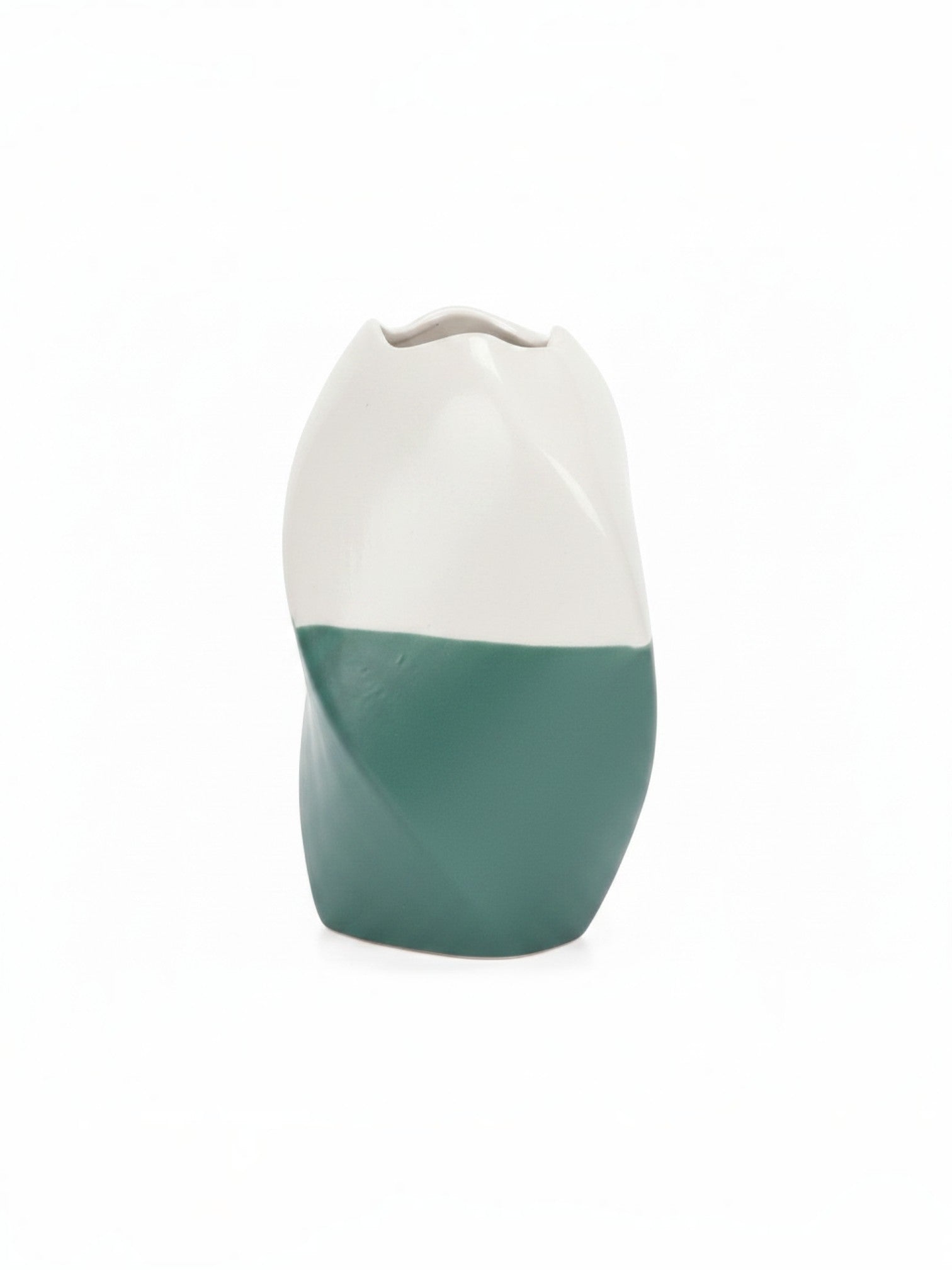 Vase en céramique bicolore blanc et vert mat TOCO Meubles au design moderne et sculptural