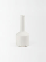 Vase moyen en céramique blanche mate TOCO Meubles au design épuré et intemporel pour décoration intérieure