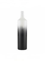 Grand vase métallique TOCO Meubles Townley, design haut et épuré avec dégradé de blanc vers noir mat.