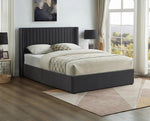 TOCO Meubles Lit double Elena en velours gris avec tête de lit capitonnée et rangement intégré. Design moderne et élégant.