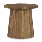 Table d'appoint ronde en bois massif brun avec base cannelée sculpturale, par TOCO Meubles